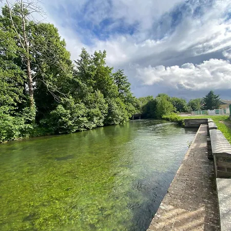 Maison chaleureuse avec un grand jardin La Bonneville Extérieur photo