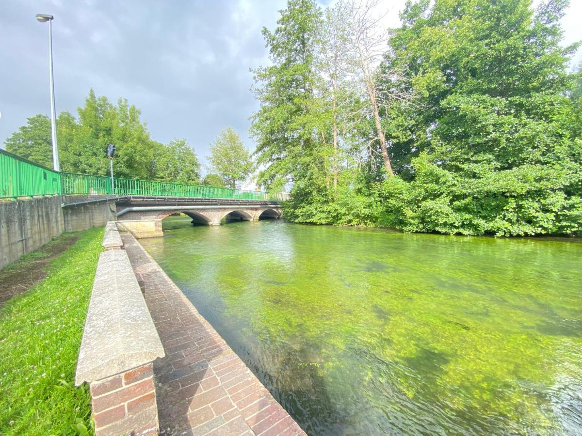 Villa Maison Chaleureuse Avec Un Grand Jardin